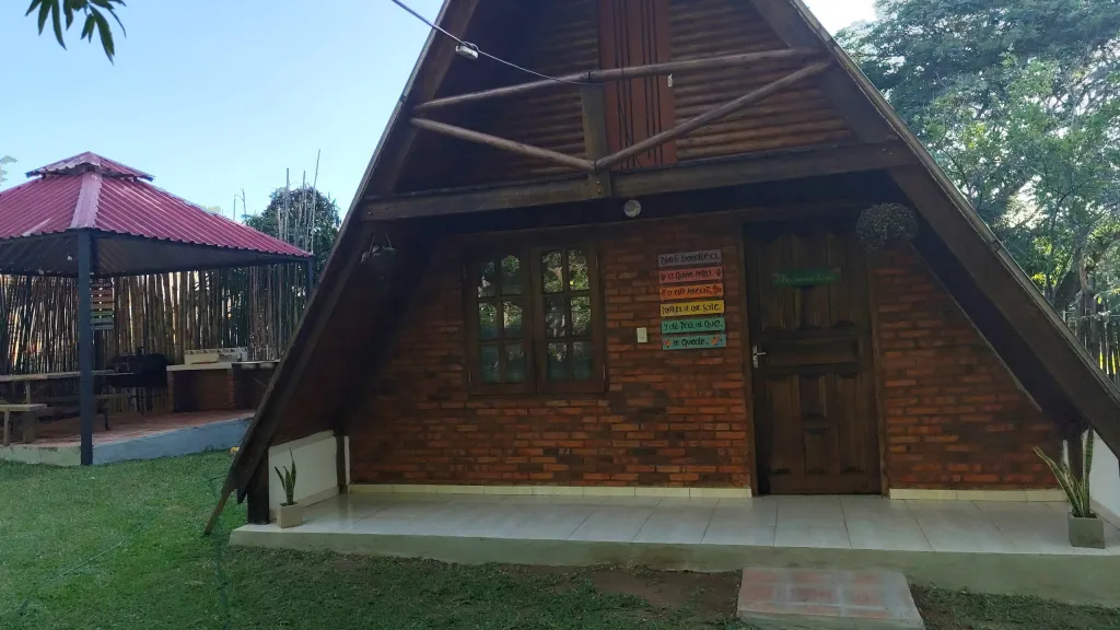🛖VENDO PROPIEDAD CON 2 CASAS ALPINAS EN SAN BERNARDINO! — foto 1
