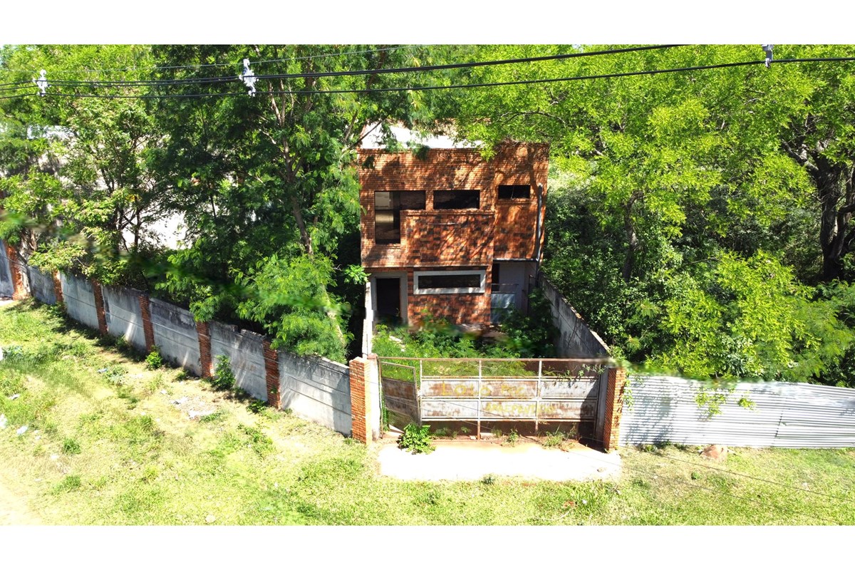 🏡 CASA A REFACCIONAR CON TERRENO DE 485 M²
— foto 1