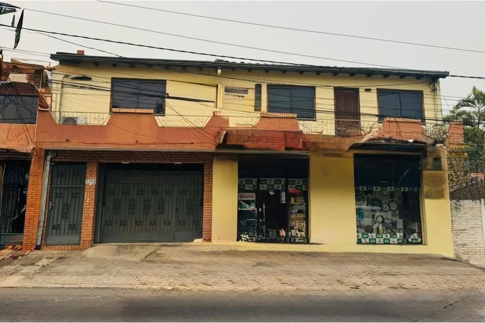 Amplia casa en venta — foto 1