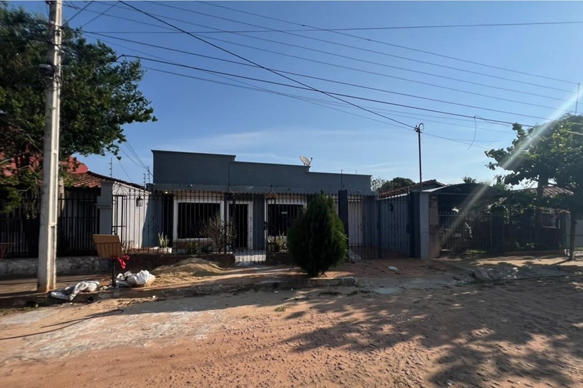 Casa en venta en Fernando de la Mora — foto 1