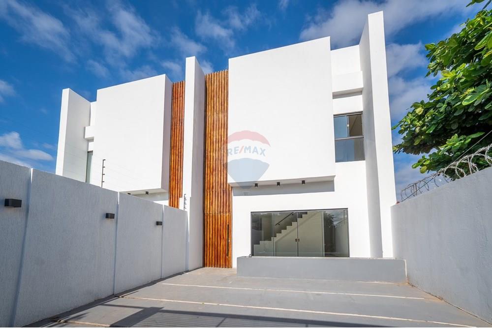VENDO AMPLIO DUPLEX EN LOMA MERLO — foto 1