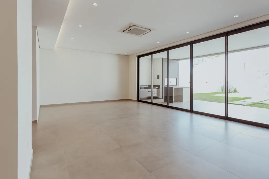 Vendo Casa Moderna en Construcción de 430 m2, Zona Barrio Mburucuya - LHO8608277 — foto 1