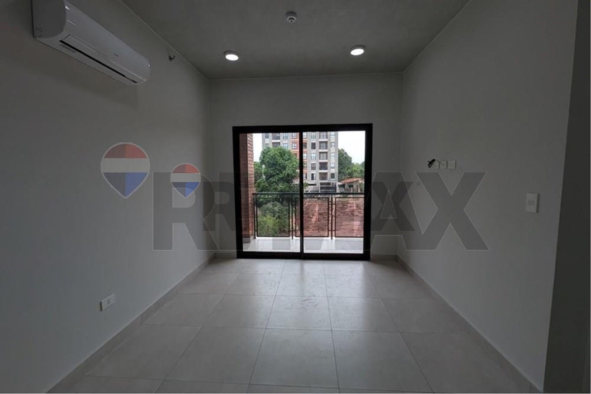 Departamento - Venta - Luque, Central, Paraguay — foto 1