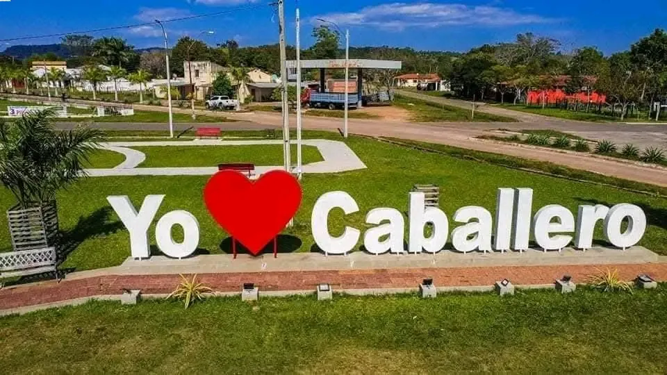 Urbanización Sauber, Caballero — foto 1