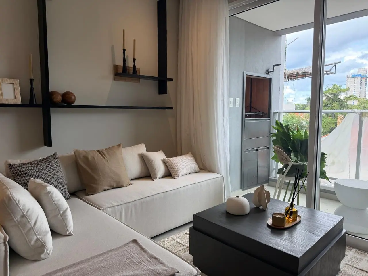 ALQUILER – DEPARTAMENTO DE 2 DORMITORIOS AMOBLADO EDIFICIO VENTURA HASSLER — photo 1