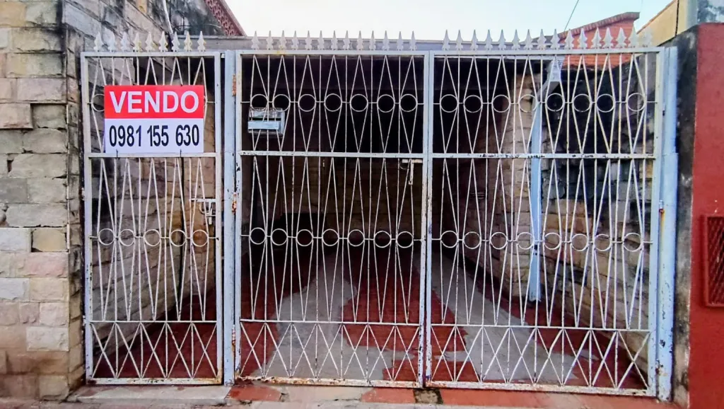 VENDO CASA EN BARRIO JARA - ZONA BRASILIA ARTIGAS A MINUTOS DE LA COSTANERA — foto 1