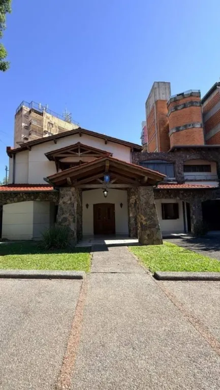Casa en venta en Las Mercedes, Asunción — foto 1