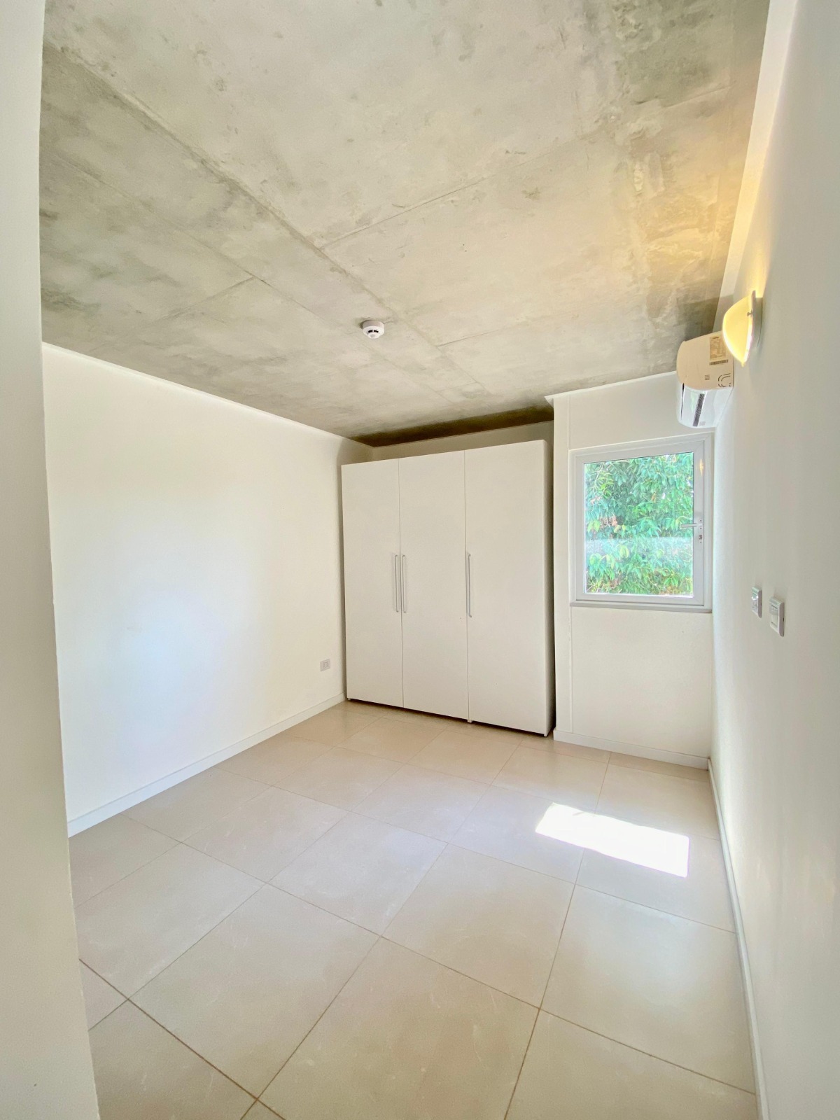 Vendo Departamentos de Dos Habitaciones ALTAVIDA LUQUE. — foto 1