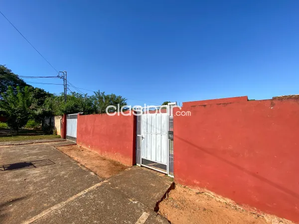VENDO CASA EN LUQUE, LAURELTY — foto 1