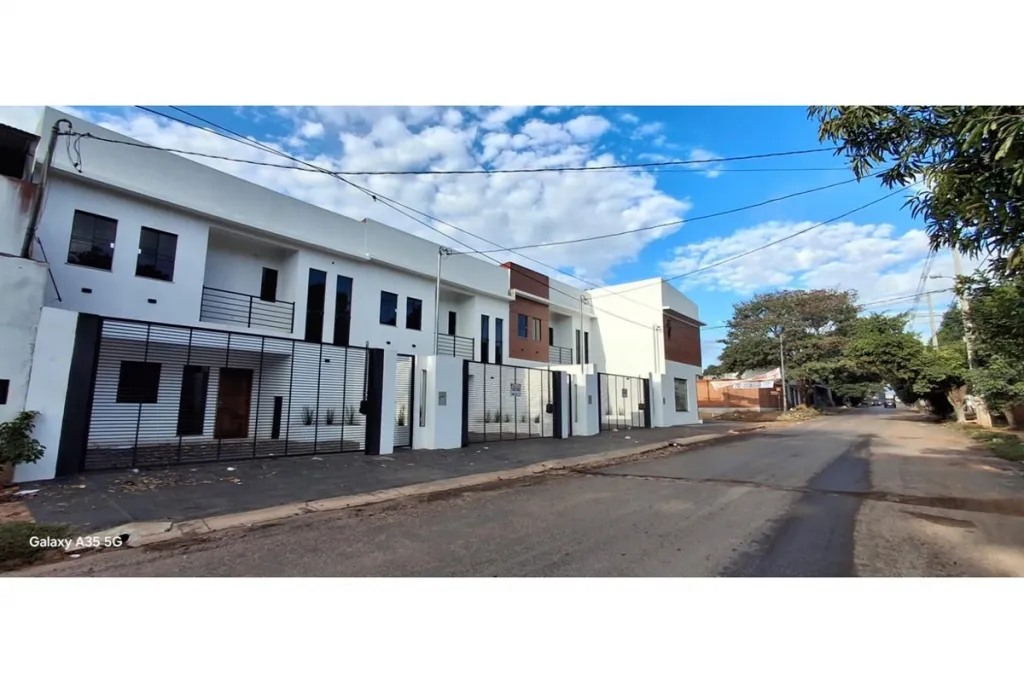 HERMOSO DUPLEX A ESTRENAR EN FERNANDO DE LA MORA ZONA SUR — foto 1