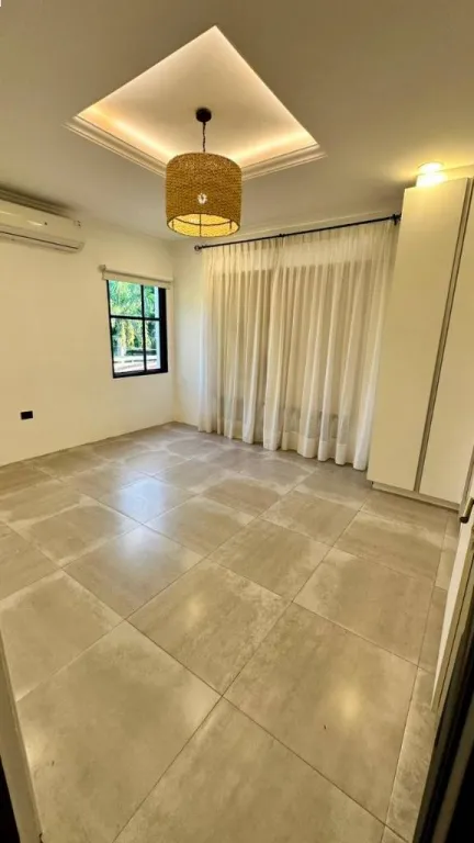 RESIDENCIA EN CONDOMINIO PLAZA DE LOS MANGOS-ZONA YACHT — foto 1