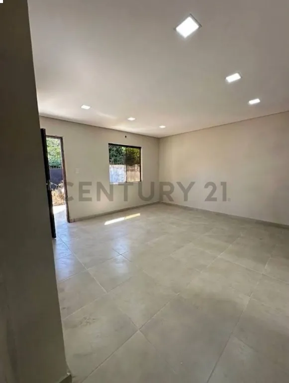 Vendo casa en Lambare - Zona Supermercado el Pueblo — foto 1