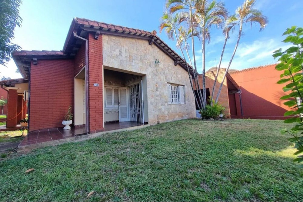 VENDO AMPLIA CASA EN SAN VICENTE — foto 1