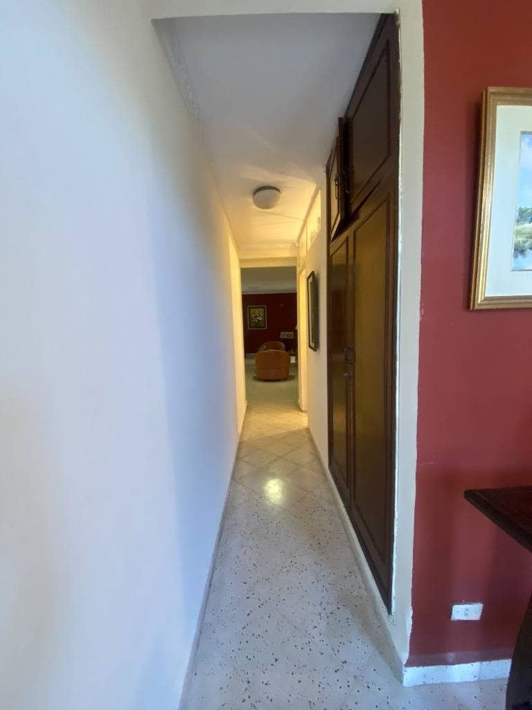 Disponible: Venta de Amplia y luminosa casa - Barrio Nazareth — foto 1