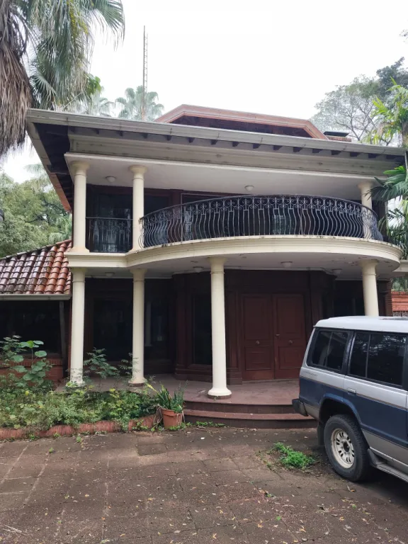 🏡 Vendo casa en Villa Morra – Excelente ubicación y cerca de todo!!!!!!! — foto 1
