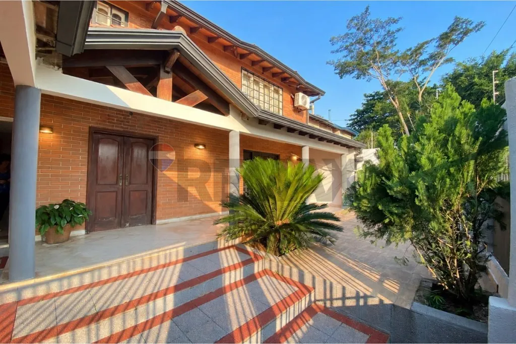 VENDO CASA EN LAMBARE ZONA CUATRO MOJONES — foto 1