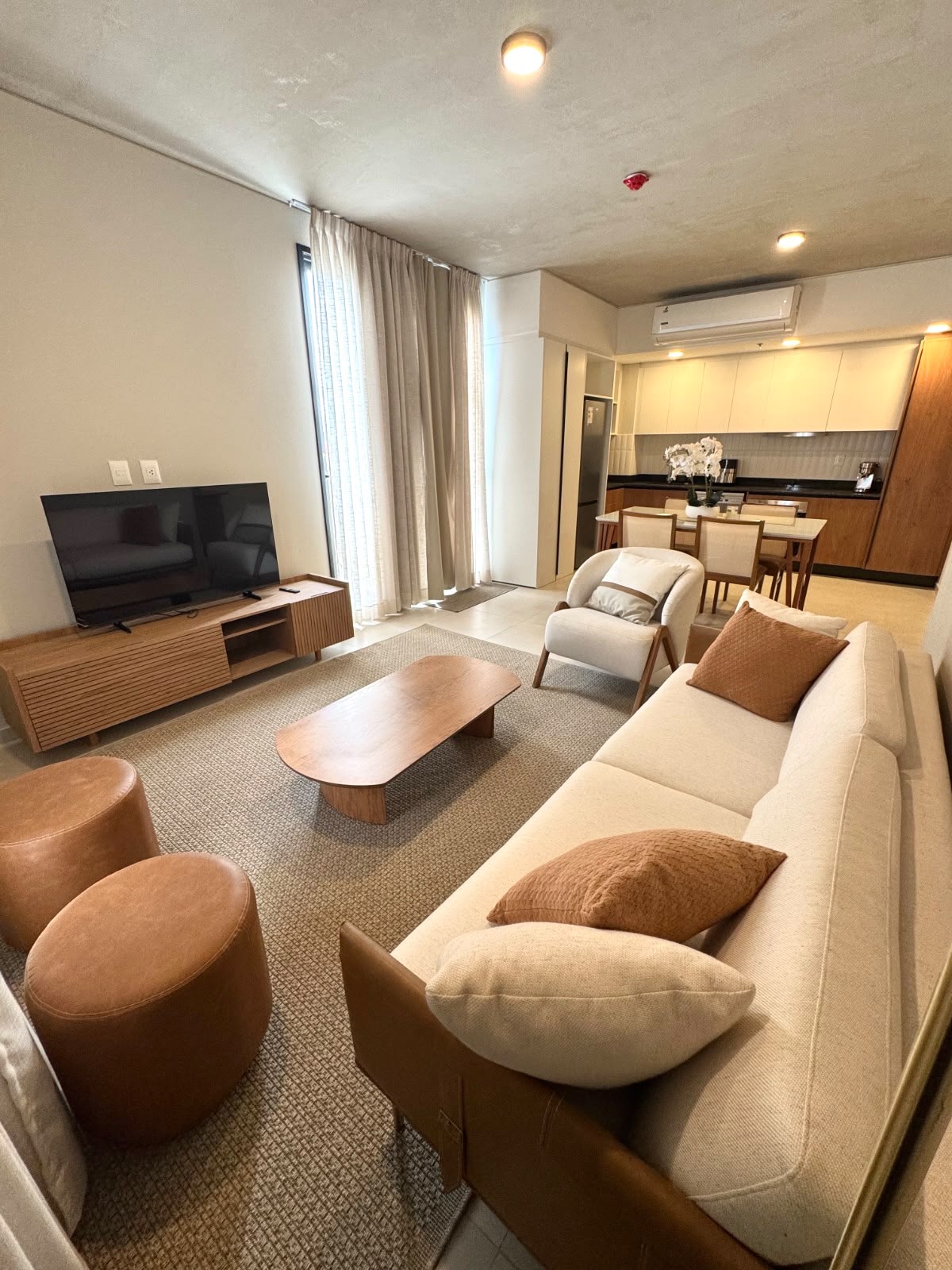HERMOSO DEPARTAMENTO A ESTRENAR AMOBLADO DE 2 HABITACIONES EN VILLAMORRA — foto 1