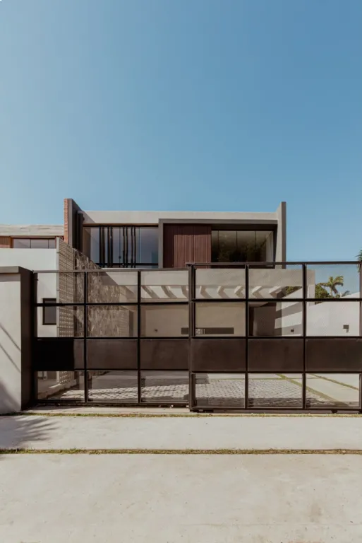 RESIDENCIA MODERNA A ESTRENAR Ubicada en el exclusivo Barrio Mburucuyá — foto 1