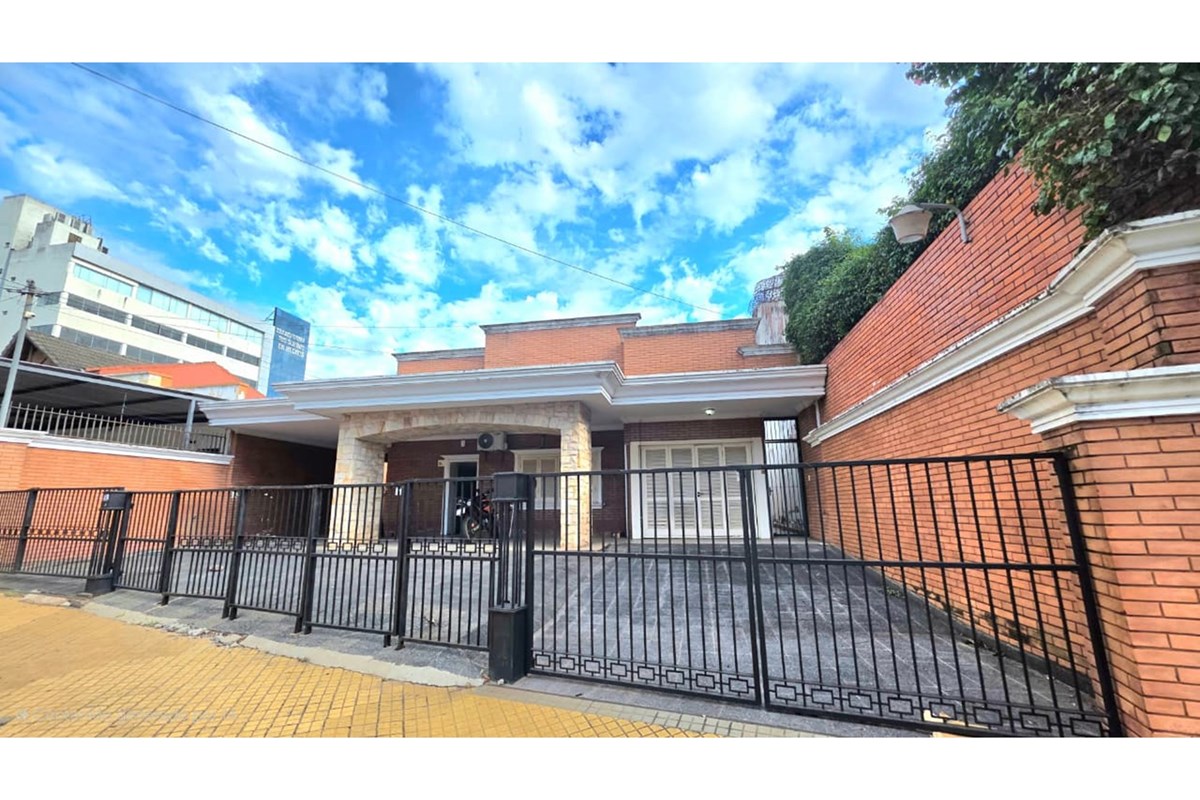 CASA EN VENTA - ALQUILER
— foto 1