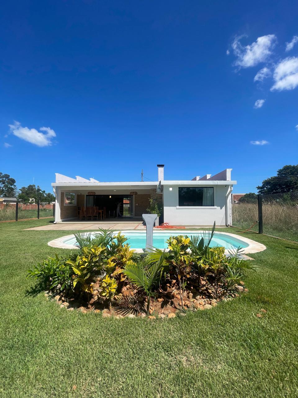En venta casa amoblada en San Bernardino en el condominio Puerta del Lago — foto 1
