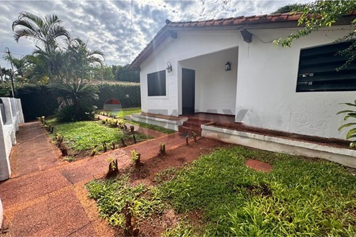 Casa - Venta - Luque, Central, Paraguay — foto 1