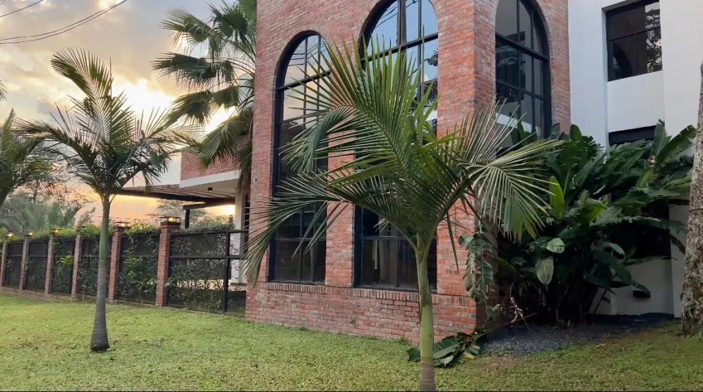 EN VENTA Residencia en el Condominio Plaza de los Mangos — foto 1