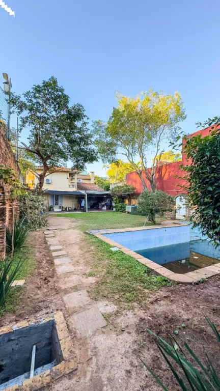 Residencia de 3 dormitorios con piscina en San Cristobal, Asuncion — photo 1
