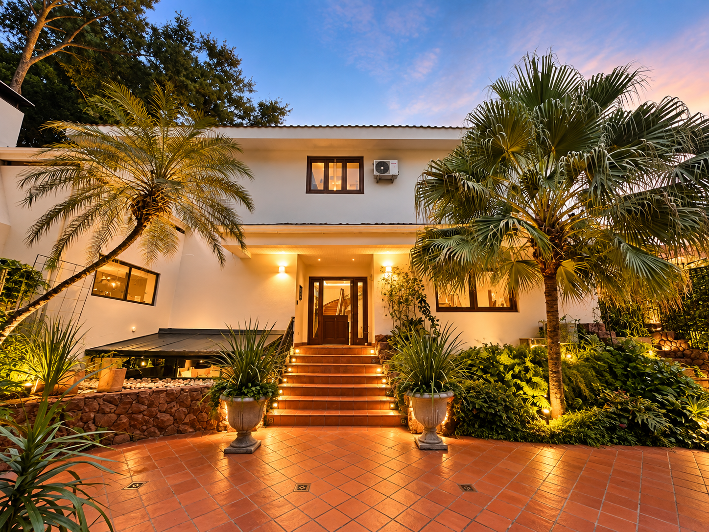 Residencia premium amoblada en alquiler | Parques del Yacht — Foto 1