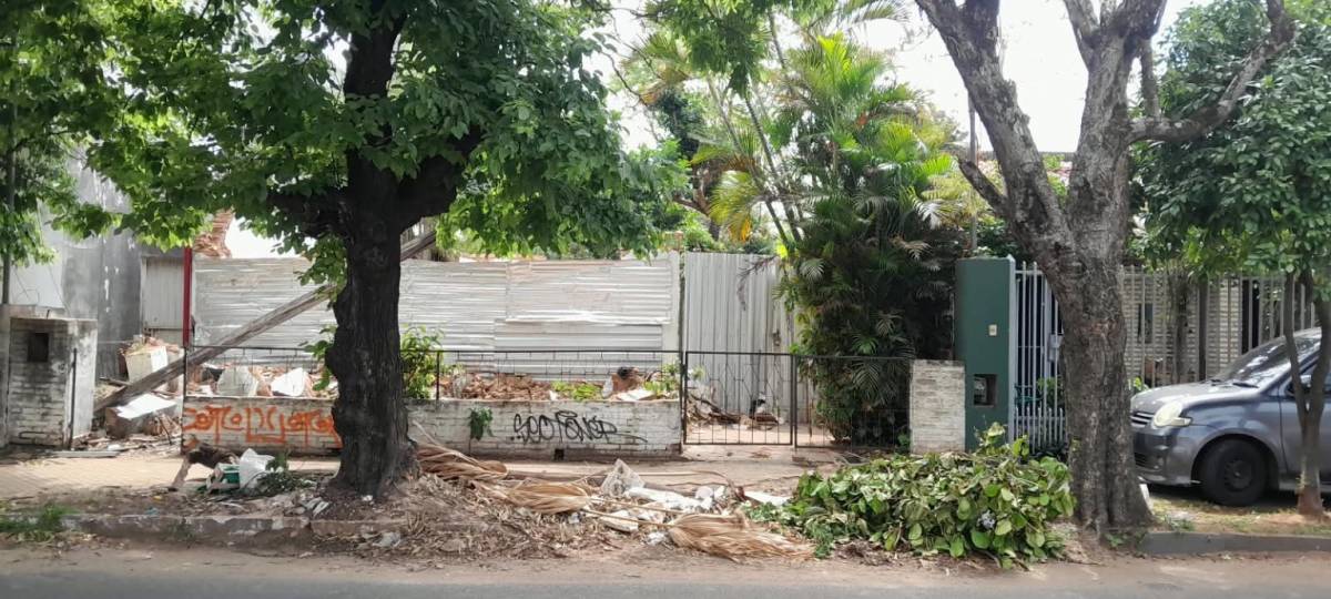 EN VENTA TERRENO EN BARRIO MBURICAO — photo 1