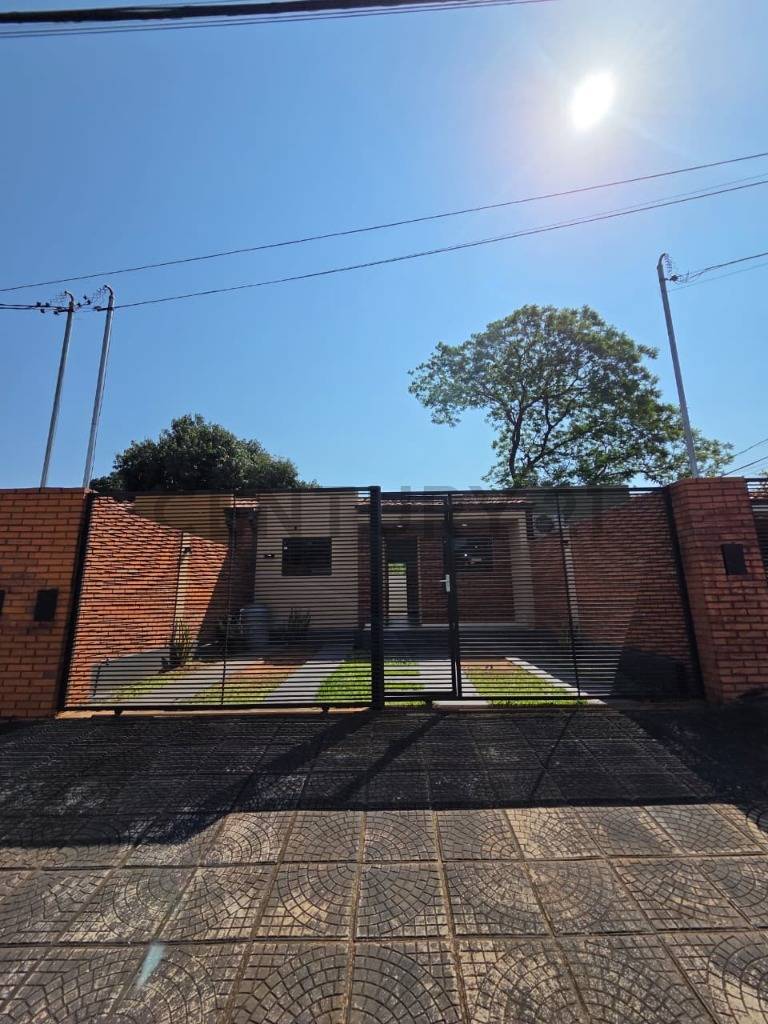 VENDO CHALET EN SAN LORENZO - BARRIO REDUCTO — foto 1
