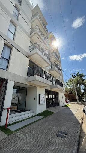 En Venta en el Edificio Home Ycua Sati - Departamento 2 habitaciones — photo 1