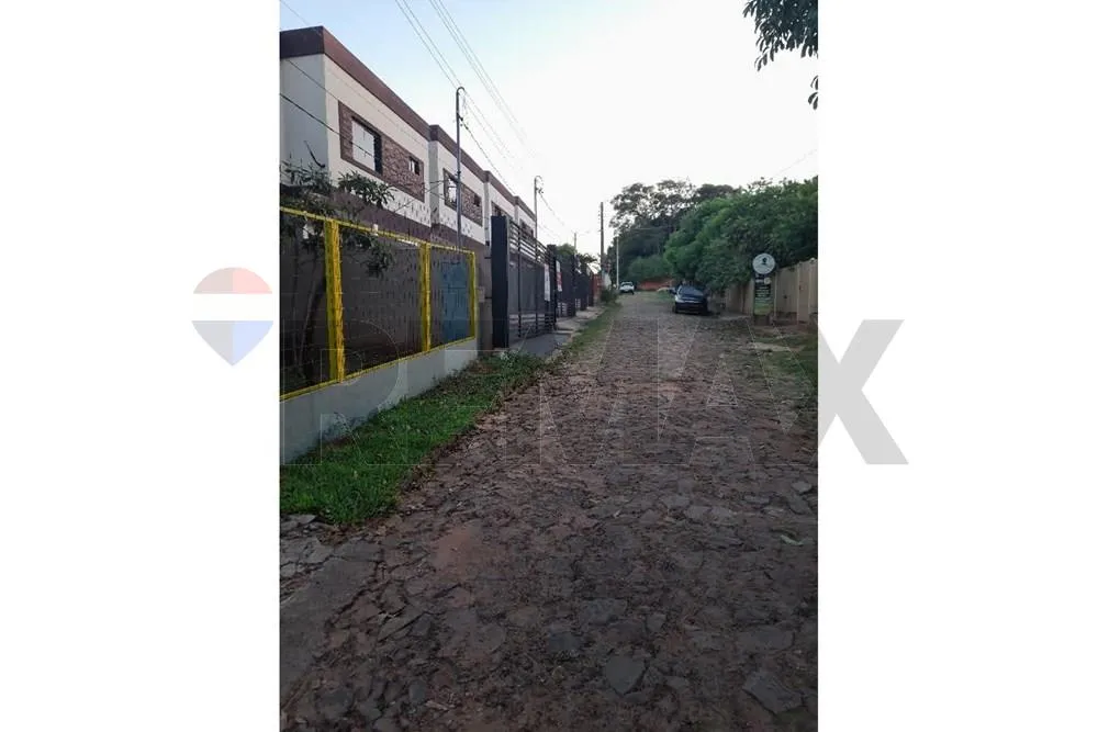 TERRENO EN LUQUE-LAURELTY ZONA TAIGA — foto 1