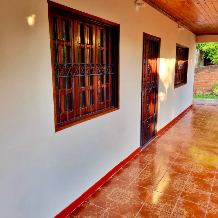 Propiedad con 2 casas a la venta — foto 1