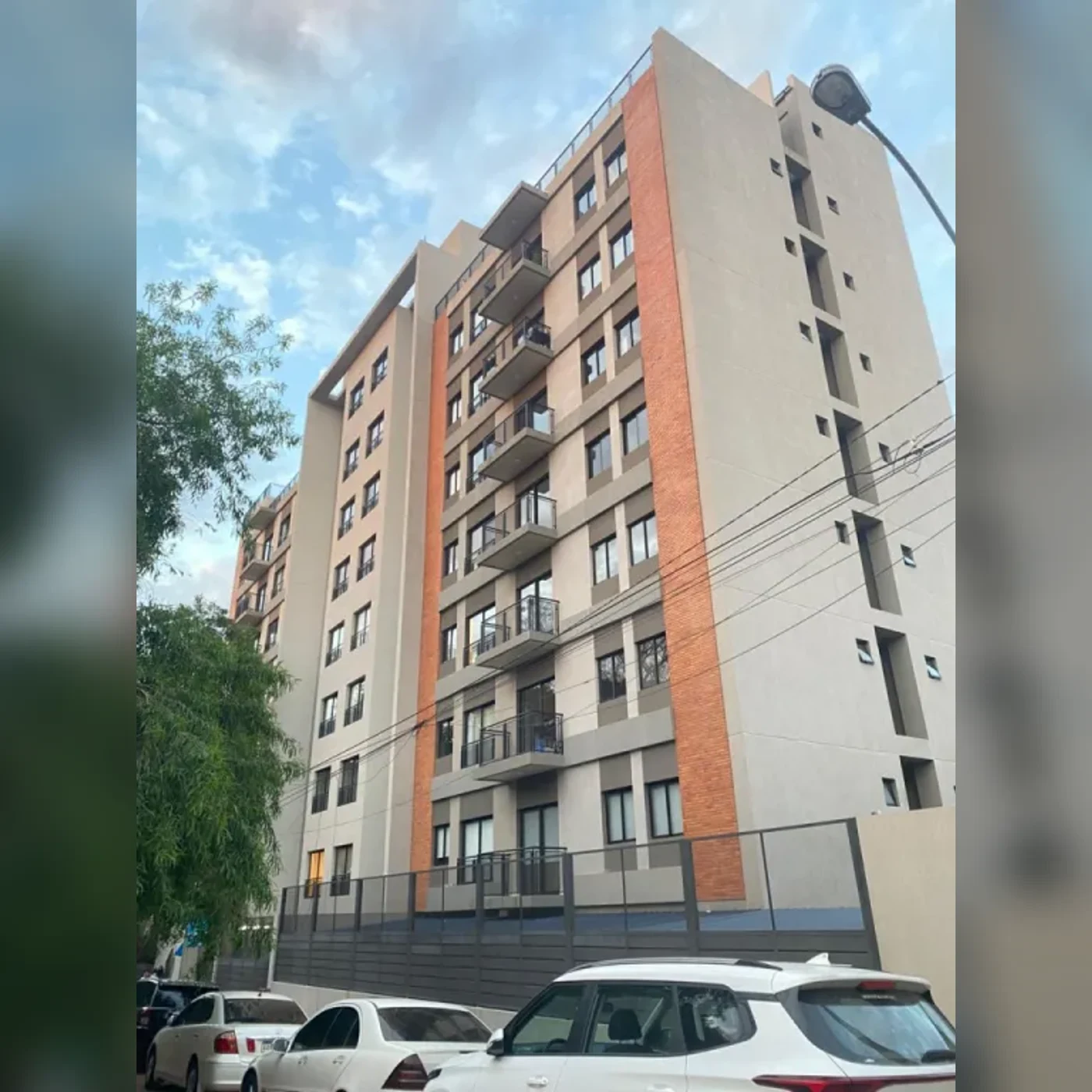 Zuba 7 · Esterno dell’edificio
