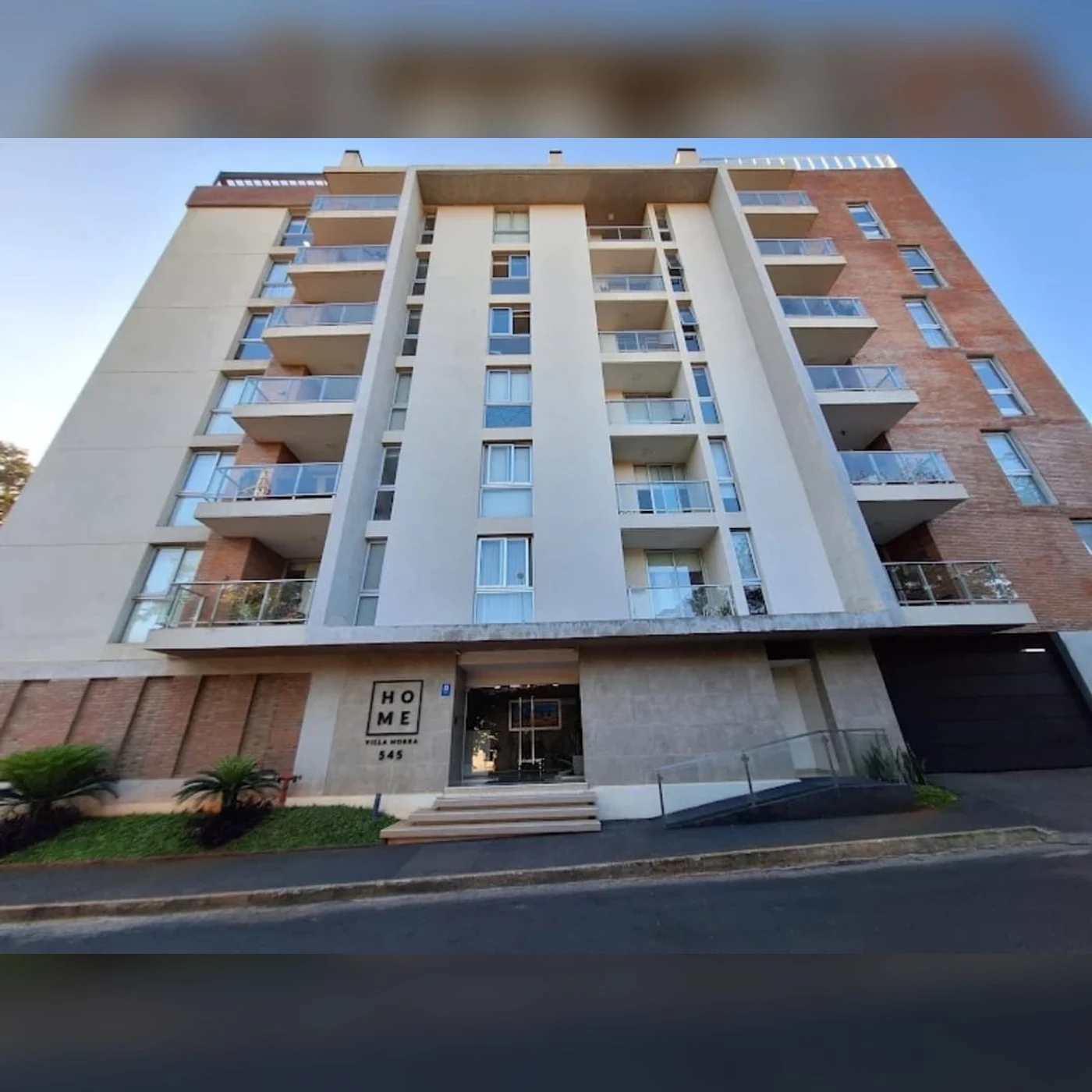 Home Villa Morra · Esterno dell’edificio