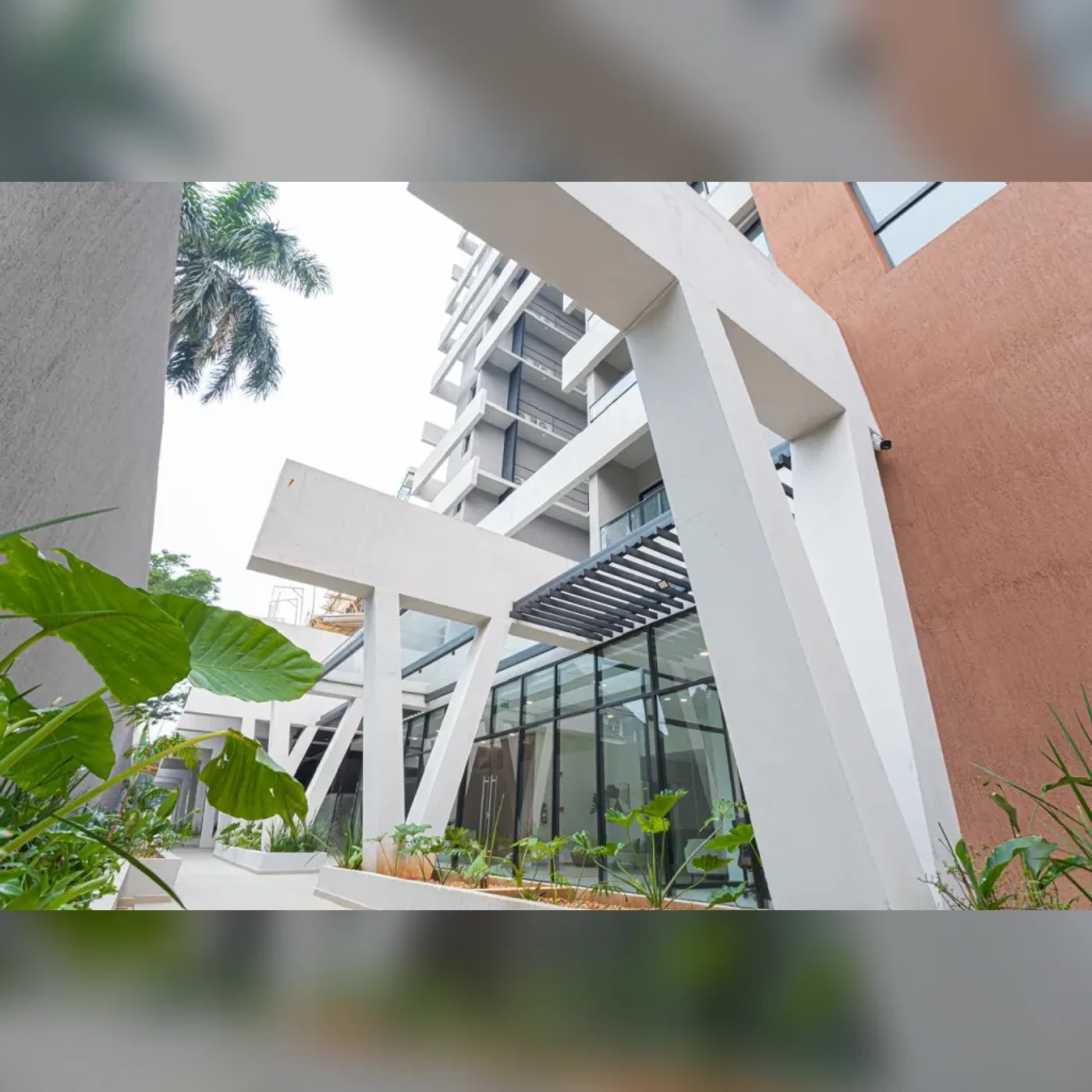 España Las Mercedes Torre II · Esterno dell’edificio