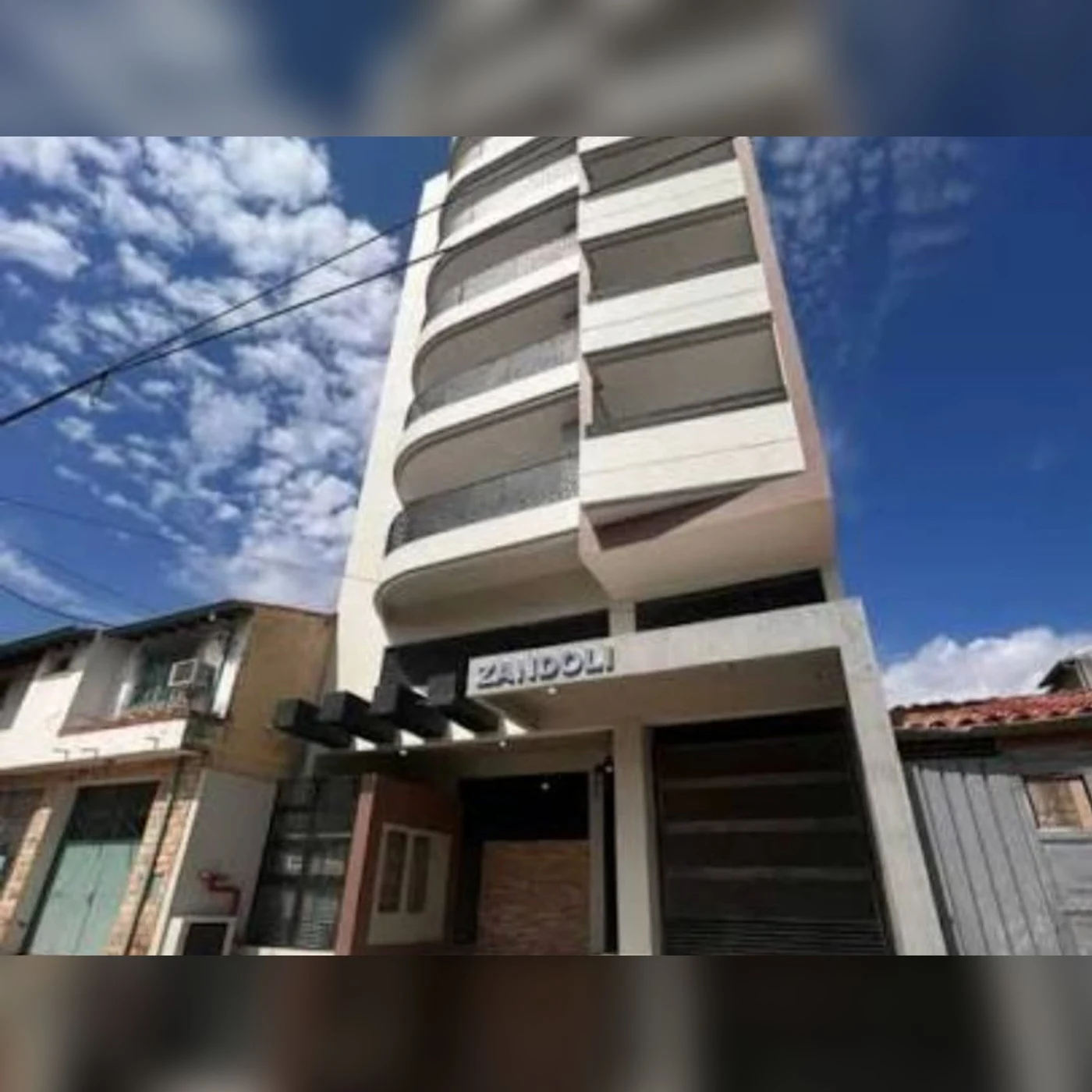 Zandolí · Esterno dell’edificio