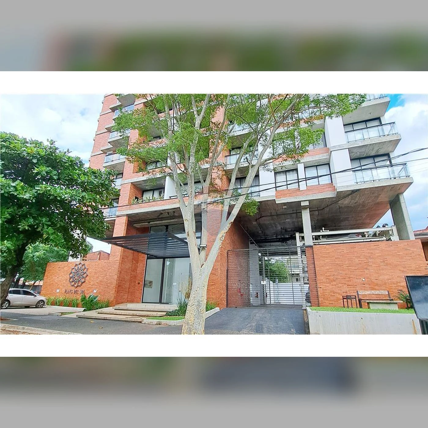 Flats del Sol · Esterno dell’edificio