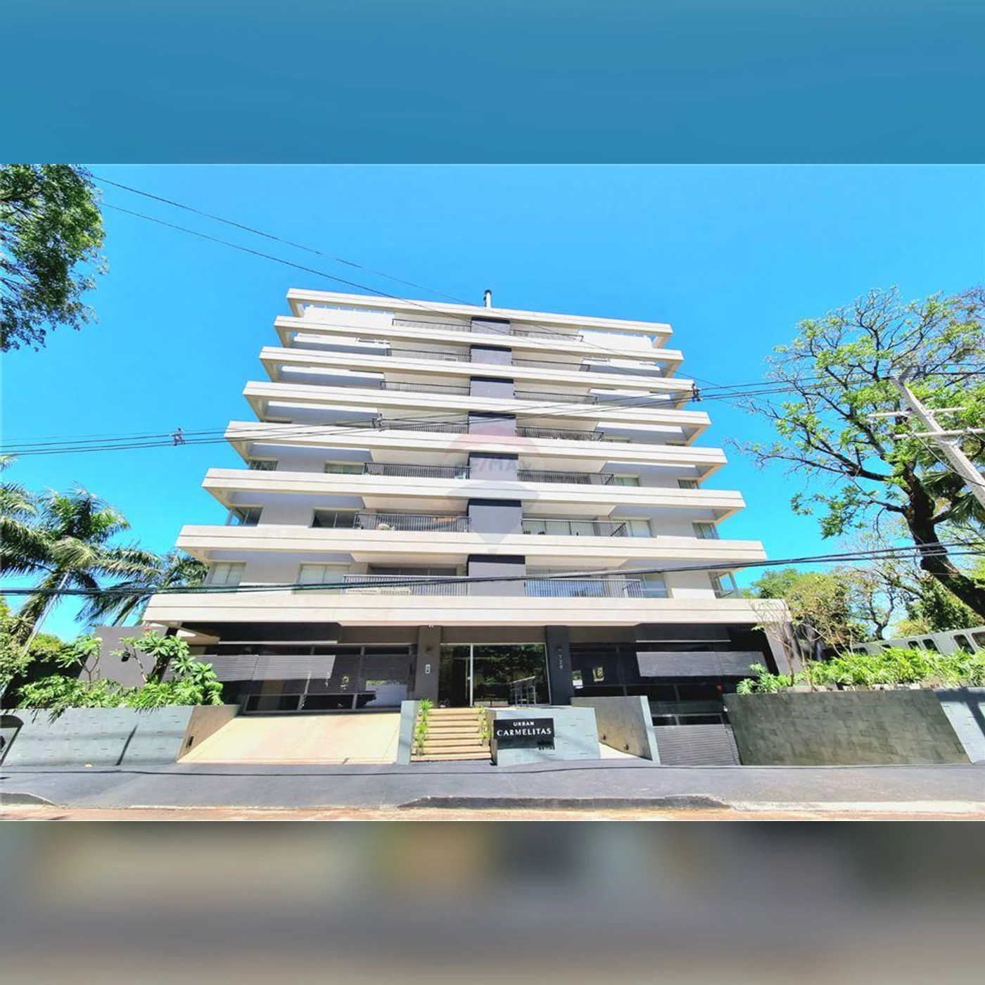 Urban Carmelitas · Esterno dell’edificio