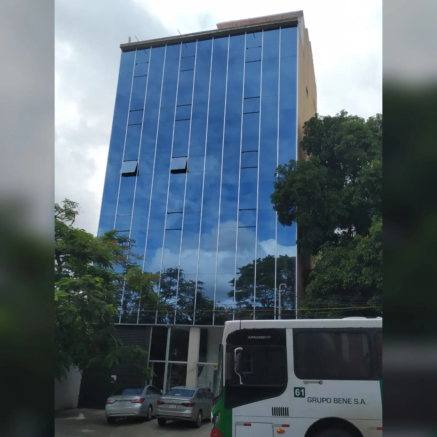 Aliado · Esterno dell’edificio